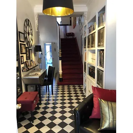 Comfort House Regini 펜션 *